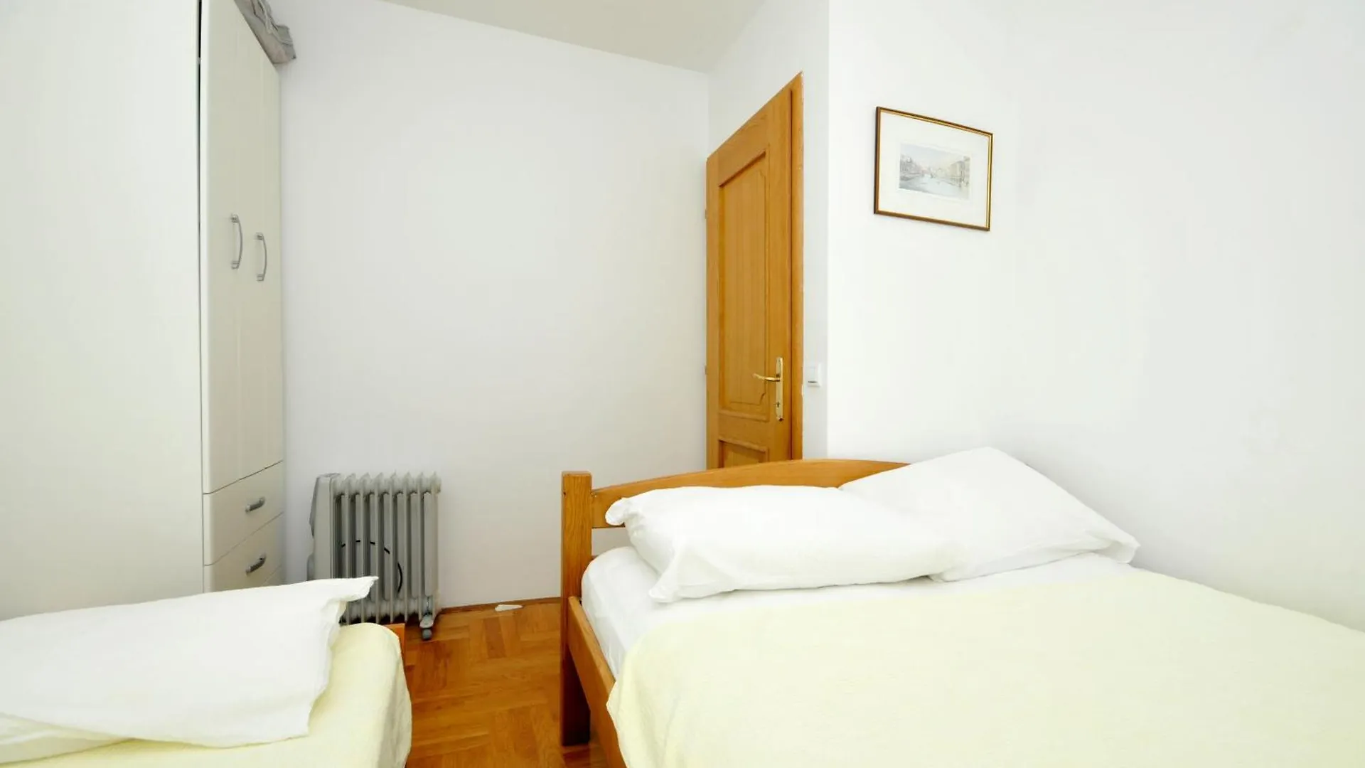 Apartmani Svalina - Seaview And 130M From Beach